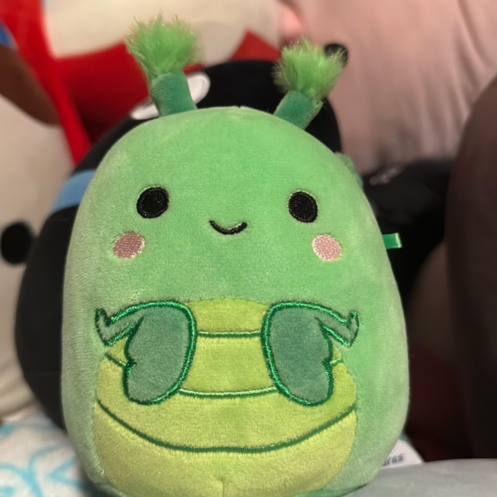 Trenton the Praying mantis squishmallow NWT